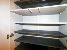 【神奈川県/横浜市都筑区中川中央】マイキャッスルセンター北II 玄関：下足入れ