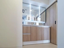 【神奈川県/川崎市宮前区宮前平】宮前平コルナス 洗面室