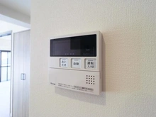 【神奈川県/川崎市宮前区宮前平】宮前平コルナス 給湯器操作パネル