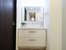 【神奈川県/川崎市宮前区南野川】サンクタス鷺沼ヴィル・ド・ヴェール 洗面室