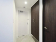 【神奈川県/川崎市宮前区南野川】サンクタス鷺沼ヴィル・ド・ヴェール 玄関