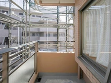 【神奈川県/川崎市宮前区菅生】ビッグヴァン宮前平 バルコニー：大規模修繕工事中