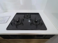 【神奈川県/川崎市宮前区土橋】プレジデント鷺沼 キッチン：三口コンロ