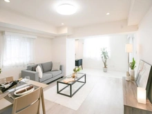 【神奈川県/横浜市都筑区仲町台】プロムナード仲町台 9号棟 リビング・ダイニング：※家具・調度品等は販売価格に含まれておりません。