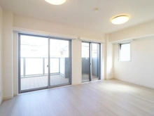 【神奈川県/横浜市青葉区美しが丘】ミオカステーロ美しが丘 リビング・ダイニング