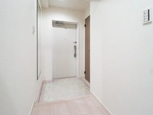 【神奈川県/横浜市青葉区美しが丘】ミオカステーロ美しが丘 玄関