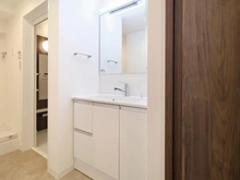 【神奈川県/川崎市宮前区宮前平】東急ドエル宮崎台テラス A棟 洗面室