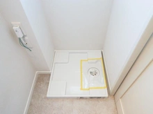 【神奈川県/横浜市青葉区美しが丘】たまプラーザ団地 4街区7号棟 洗面室：洗濯機置き場