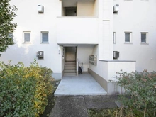 【神奈川県/横浜市青葉区美しが丘】たまプラーザ団地 4街区7号棟 エントランス