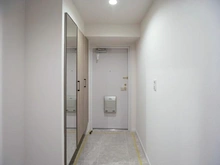 【神奈川県/横浜市青葉区あざみ野】あざみ野団地 3-3-1号棟 玄関