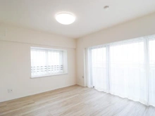 【神奈川県/横浜市青葉区荏田西】サンヴェール市が尾 リビング・ダイニング