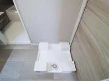 【神奈川県/横浜市青葉区荏田西】サンヴェール市が尾 洗面室：洗濯機置場