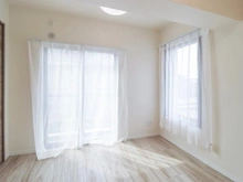 【神奈川県/横浜市青葉区荏田西】サンヴェール市が尾 洋室