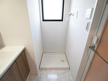 【神奈川県/横浜市青葉区美しが丘】グレイスたまプラーザII 洗面室：洗濯機置き場