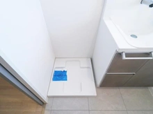 【神奈川県/川崎市宮前区犬蔵】スカイコートたまプラーザ 洗面室：洗濯機置き場