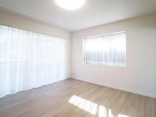 【神奈川県/川崎市宮前区犬蔵】スカイコートたまプラーザ 洋室