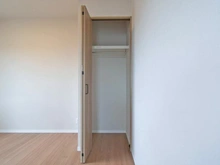 【神奈川県/横浜市都筑区佐江戸町】クレストフォルム市ヶ尾南 収納