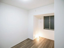 【神奈川県/川崎市宮前区鷺沼】ローレルコート鷺沼 洋室