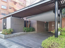 【神奈川県/川崎市宮前区小台】ドレッセ宮前平 エントランス