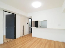 【神奈川県/横浜市青葉区新石川】ディーレスティアたまプラーザフォースレジデンス リビング・ダイニング