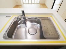 【神奈川県/横浜市青葉区新石川】ディーレスティアたまプラーザフォースレジデンス キッチン：シンク