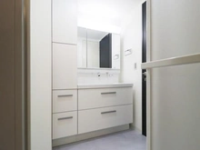 【神奈川県/横浜市青葉区新石川】ディーレスティアたまプラーザフォースレジデンス 洗面室