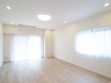 【神奈川県/横浜市青葉区青葉台】ドルフ青葉台3号棟 リビング・ダイニング