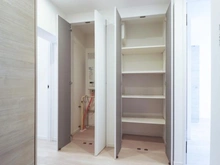 【神奈川県/横浜市青葉区青葉台】ドルフ青葉台3号棟 収納：廊下部分