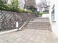 【神奈川県/横浜市青葉区青葉台】ドルフ青葉台3号棟 敷地内