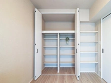 【神奈川県/横浜市青葉区新石川】シーアイハイツたまプラーザパークヒルズ A棟 収納