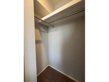 【神奈川県/川崎市宮前区宮崎】ザ・パークハウス宮崎台ガーデン 収納：ウォークインクローゼット