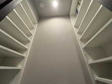 【神奈川県/川崎市宮前区宮崎】ザ・パークハウス宮崎台ガーデン 収納：シューズインクローゼット