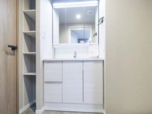 【神奈川県/川崎市宮前区有馬】鷺沼南パーク・ホームズクエルダ 洗面室