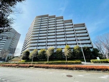 【神奈川県/横浜市都筑区北山田】 エステスクエアセンター北イーストウイング 外観