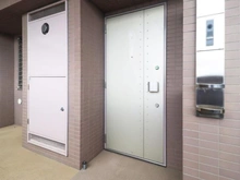 【神奈川県/川崎市宮前区水沢】リステージたまプラーザガーデンプレイス 玄関