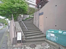 【神奈川県/横浜市青葉区あざみ野】グリーンシティあざみ野 アプローチ