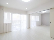 【神奈川県/横浜市青葉区藤が丘】藤が丘マンション リビング・ダイニング