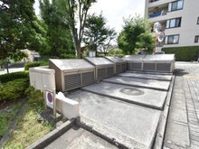 【神奈川県/横浜市都筑区加賀原】シンフォニックヒルズふれあいの街 24-6号棟 ゴミ捨て場