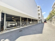 【神奈川県/横浜市青葉区黒須田】グランドメゾンあざみ野 駐車場