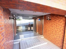 【神奈川県/横浜市青葉区新石川】ライオンズマンションたまプラーザ第5 エントランス