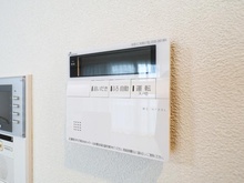 【神奈川県/横浜市都筑区南山田】ライオンズ港北ニュータウンオーセンティックハウス 給湯器リモコン