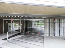 【神奈川県/横浜市都筑区南山田】ライオンズ港北ニュータウンオーセンティックハウス アプローチ