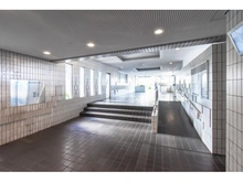 【神奈川県/大和市西鶴間】ハイネスアミティ鶴間壱番館 アプローチ