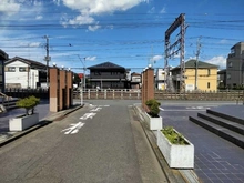 【神奈川県/大和市西鶴間】ハイネスアミティ鶴間壱番館 前面道路