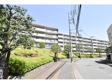 【神奈川県/横浜市都筑区加賀原】ヴィスタシア港北の丘 外観