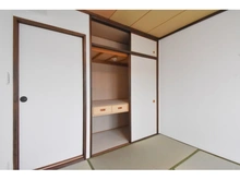 【神奈川県/海老名市中央】グリーンコート海老名 押入