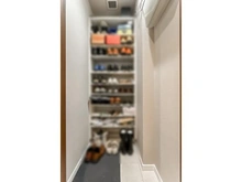 【東京都/武蔵野市境】グランドメゾン武蔵野 玄関：シューズインクローゼット