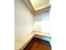 【東京都/武蔵野市桜堤】テラス武蔵野桜堤 収納：7.3帖　洋室