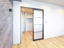 【東京都/小金井市貫井南町】パークホームズ武蔵小金井フォレストフィールド 洋室：約8.0帖　ウォークインクローゼット