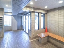 【埼玉県/新座市栗原】ライオンズガーデンひばりヶ丘 エントランス